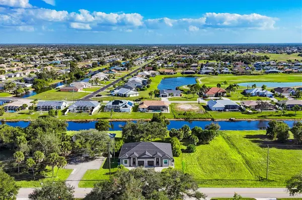 338 BOUNDARY BLVD, Rotonda West, FL 33947
