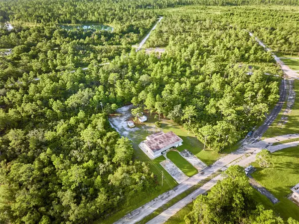 6760 DAYTONA DR, Lake Wales, FL 33855