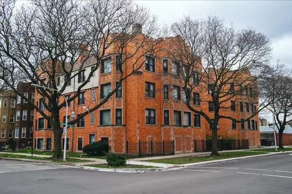 8102 S Maryland AVE, Chicago, IL 60619