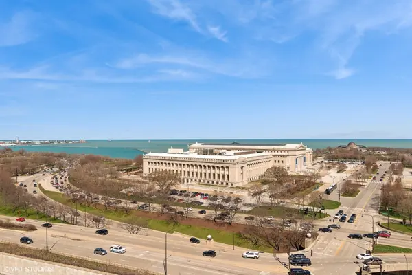 1335 S Prairie AVE #1502, Chicago, IL 60605