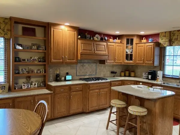 201 Wall ST, Crescent City, IL 60928