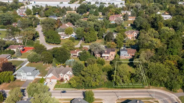 35 Plum Grove RD, Roselle, IL 60172