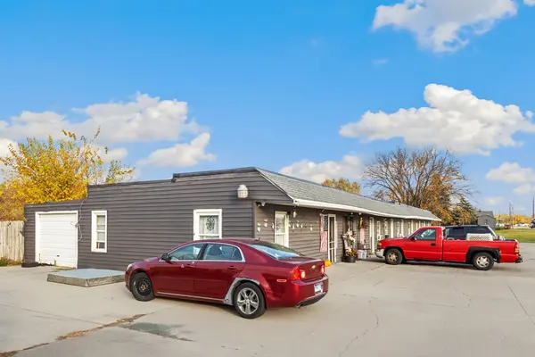 1103 E Rock Falls RD, Rock Falls, IL 61071