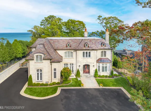959 Sheridan RD, Highland Park, IL 60035