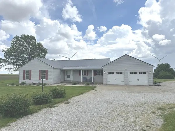 2728 E County Road 1425N, Allerton, IL 61810