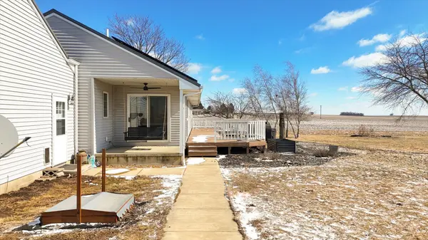 2728 E County Road 1425N, Allerton, IL 61810