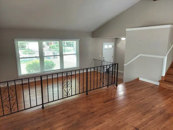 1216 Evergreen AVE, Naperville, IL 60540