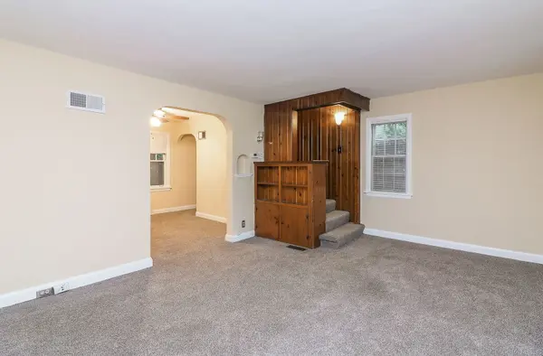 210 Spring AVE, Naperville, IL 60540