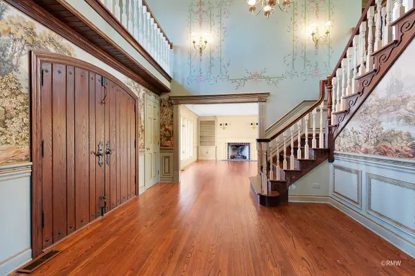 27W161 Mack RD, Wheaton, IL 60189