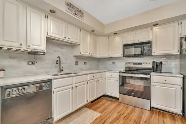 309 Arbor Hill CT #309, New Lenox, IL 60451