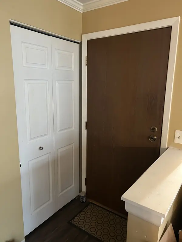 25 Illinois AVE #M1, Schaumburg, IL 60193