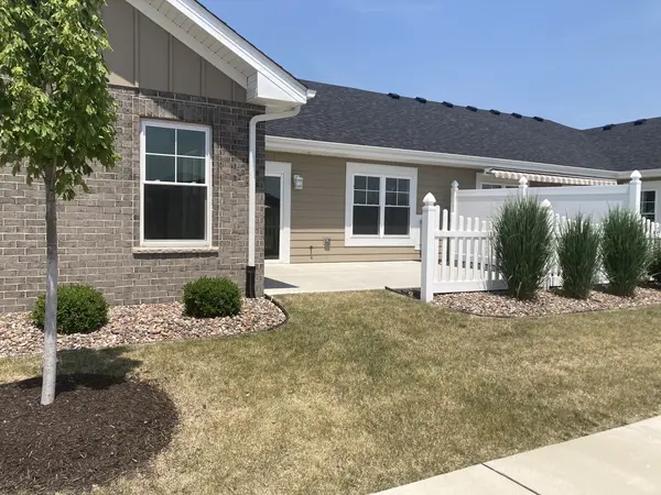 303 Celebration AVE #A, Bourbonnais, IL 60914