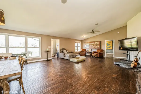 119 Raffel RD, Woodstock, IL 60098