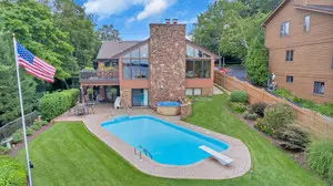 652 E Grand AVE, Lake Villa, IL 60046