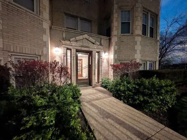 6205 N Oakley AVE #1, Chicago, IL 60659