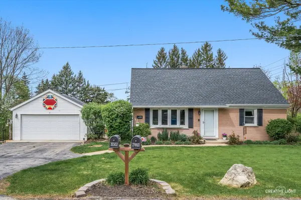 3S502 LORRAINE AVE, Warrenville, IL 60555