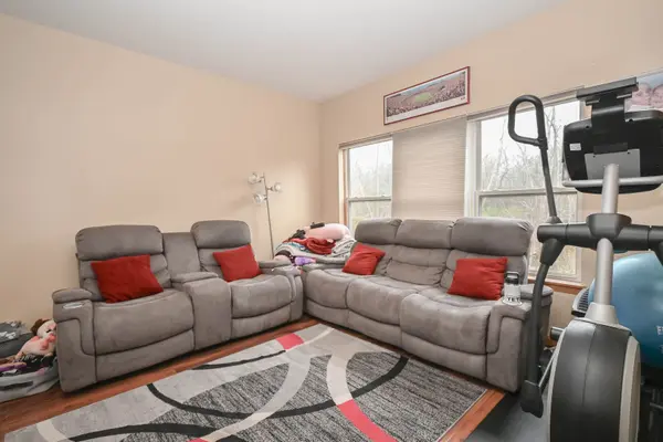1467 S Candlestick WAY, Waukegan, IL 60085