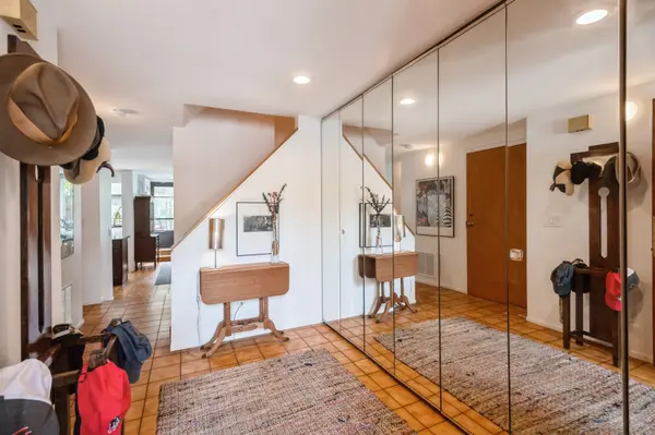 607 W Willow ST, Chicago, IL 60614