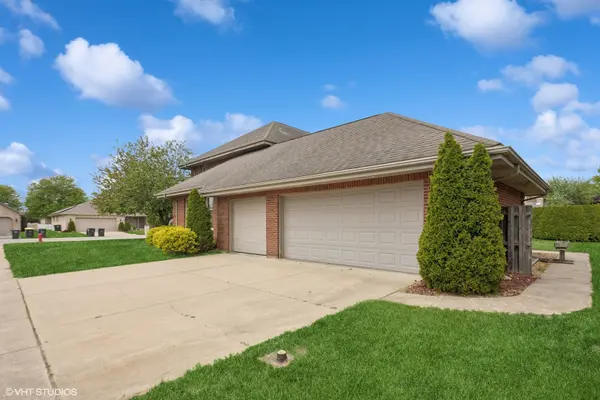 18321 Country LN, Lansing, IL 60438