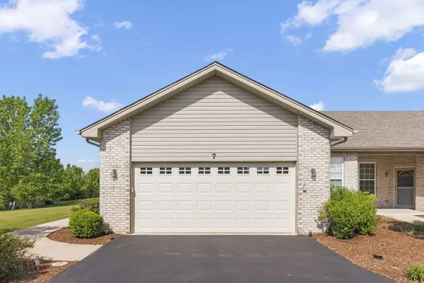 7 SOLARA CT, Bolingbrook, IL 60490