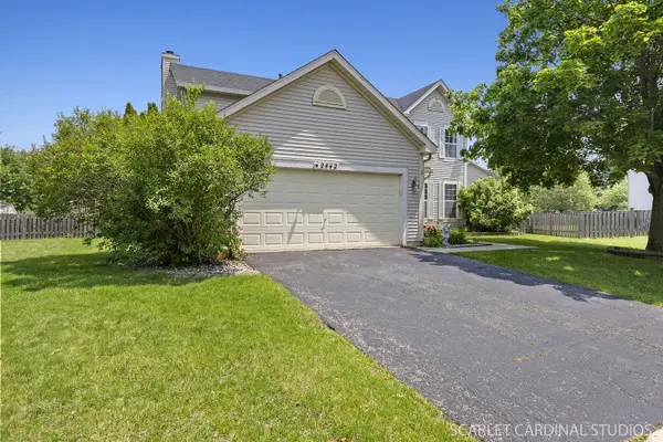 2442 La Costa CT, Aurora, IL 60503