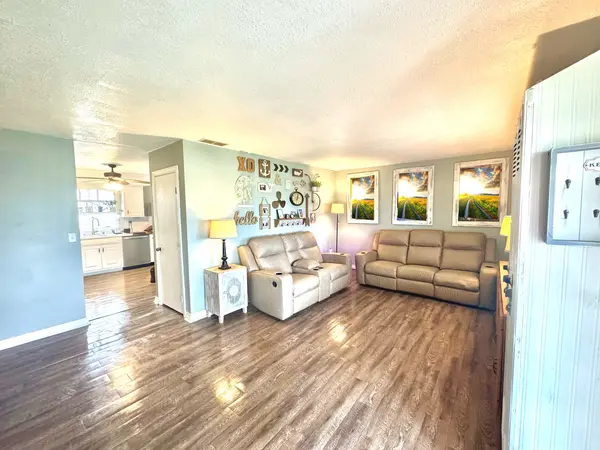 533 Oakley RD, Cerro Gordo, IL 61818