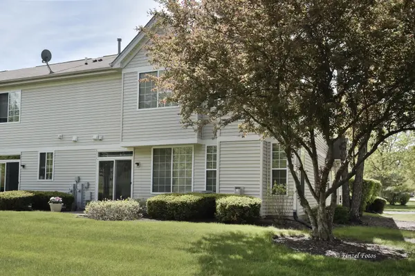 2402 Claremont LN, Lake In The Hills, IL 60156