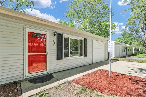 1903 Alton DR, Champaign, IL 61821