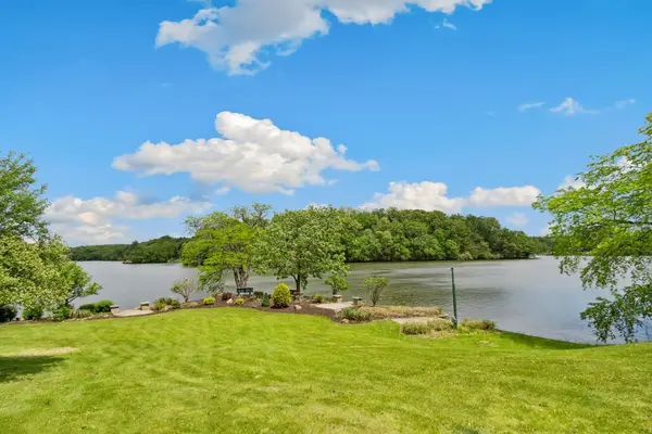 116 Crabapple CT, Dixon, IL 61021