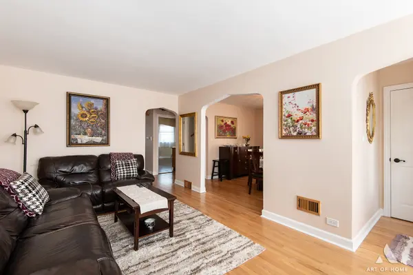 3342 N Nottingham AVE, Chicago, IL 60634