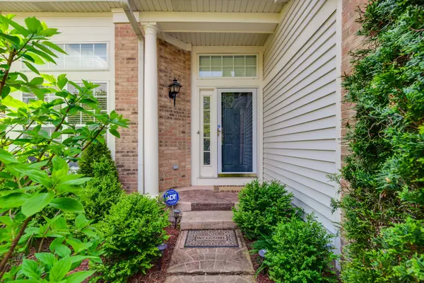 138 Toulon DR, Buffalo Grove, IL 60089