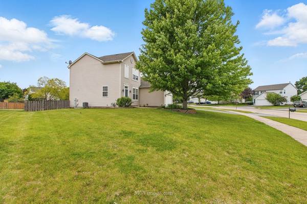 2295 Shiloh DR, Aurora, IL 60503