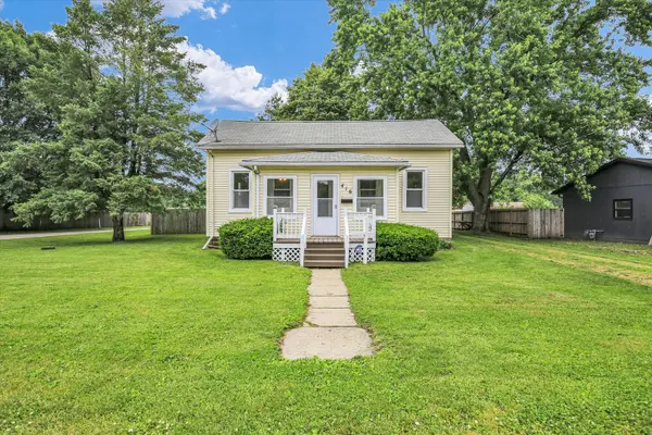 416 W Wing ST, Bement, IL 61813