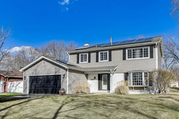 6S009 Steeple Run DR, Naperville, IL 60540