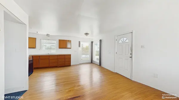 6145 S Nashville AVE, Chicago, IL 60638