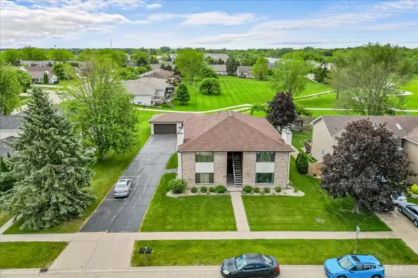 11405 Douglas AVE #D, Huntley, IL 60142