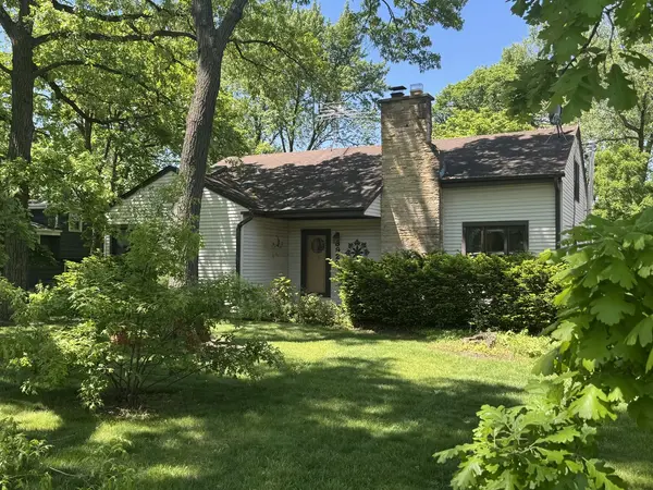 3926 Earlston RD, Downers Grove, IL 60515