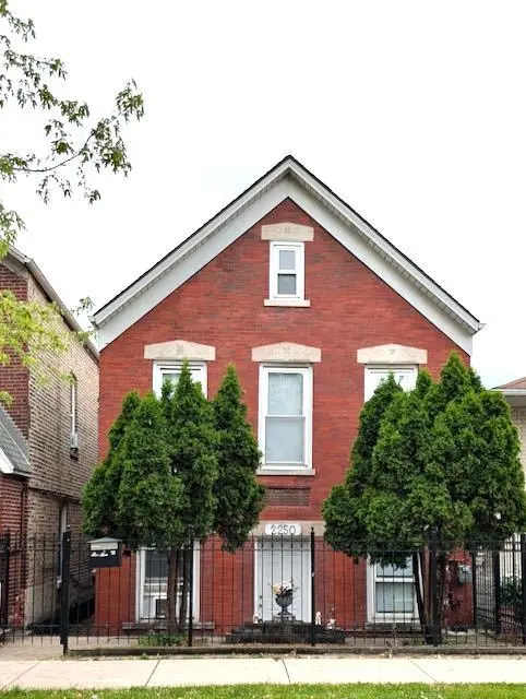 2250 S Sacramento AVE, Chicago, IL 60623
