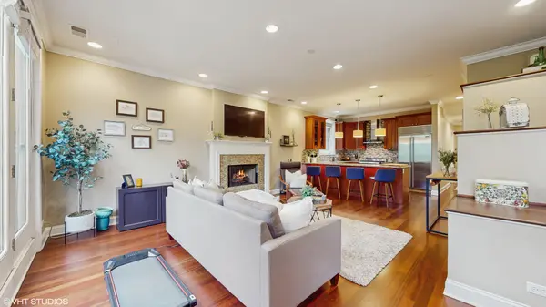 3616 N DAMEN AVE #2, Chicago, IL 60618