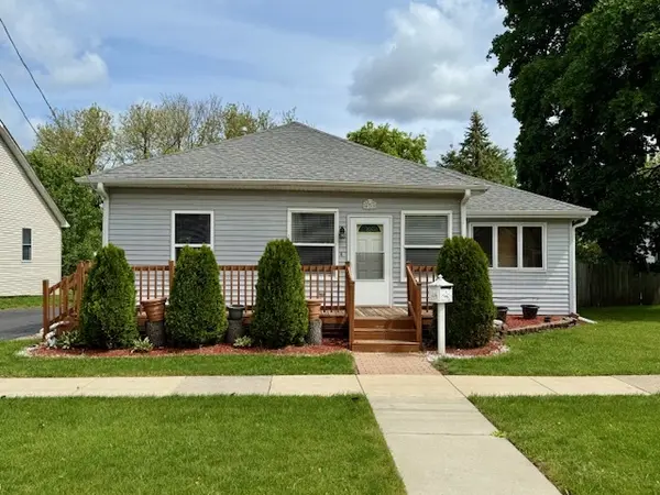 431 Edward ST, Sycamore, IL 60178