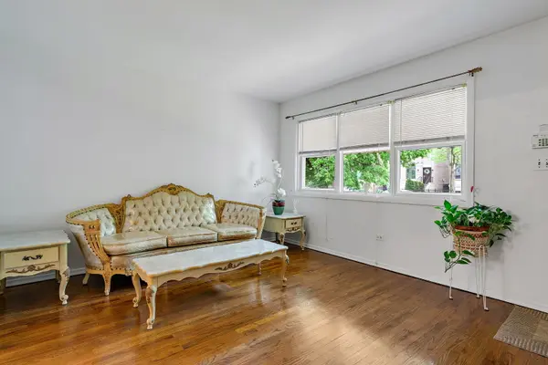 2636 W Medill AVE, Chicago, IL 60647