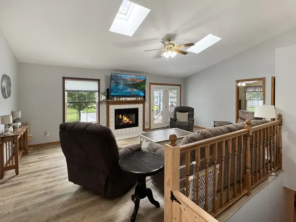 223 W Anderes CIR, Dalzell, IL 61320