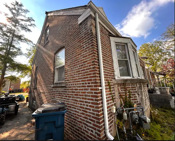 618 Emerald AVE, Chicago Heights, IL 60411