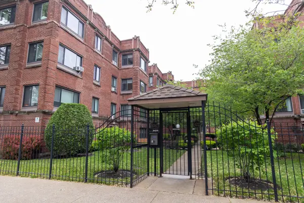 932 W Sunnyside AVE #1C, Chicago, IL 60640
