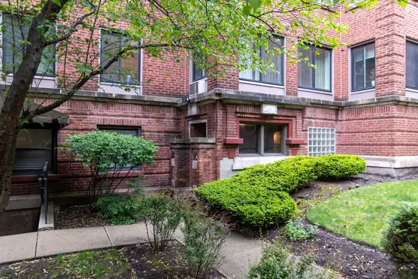 932 W Sunnyside AVE #1C, Chicago, IL 60640