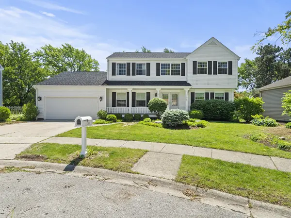1520 Fordham CT, Naperville, IL 60565