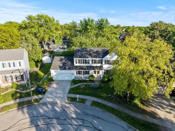 1520 Fordham CT, Naperville, IL 60565