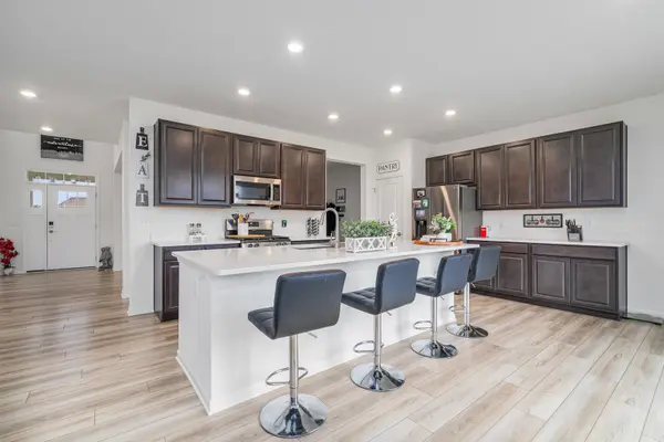 522 COACH RD, Yorkville, IL 60560