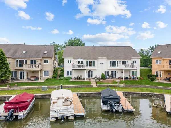 39842 N Long DR, Antioch, IL 60002