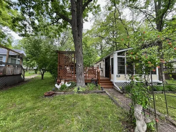 2795 E 28th Lot 697 RD, Seneca, IL 61360
